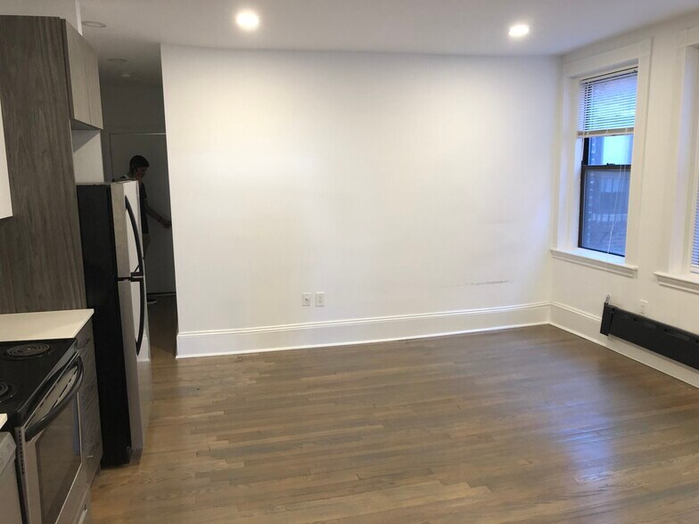 Building Photo - 5 Myrtle St