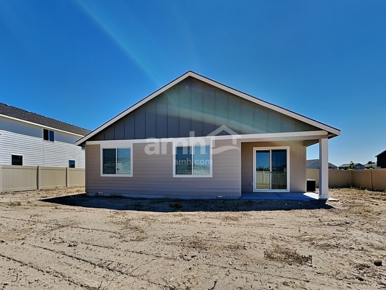 Building Photo - 9376 W Dove Creek St