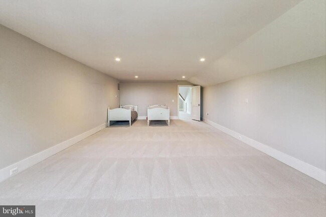 Building Photo - 1413 Kurtz Rd