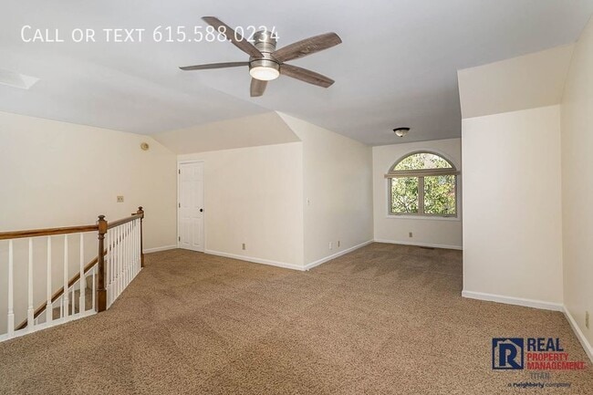 Building Photo - 123 Villa View Ct