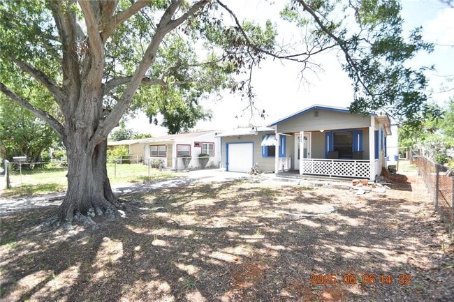 Building Photo - 5025 4th Ave N