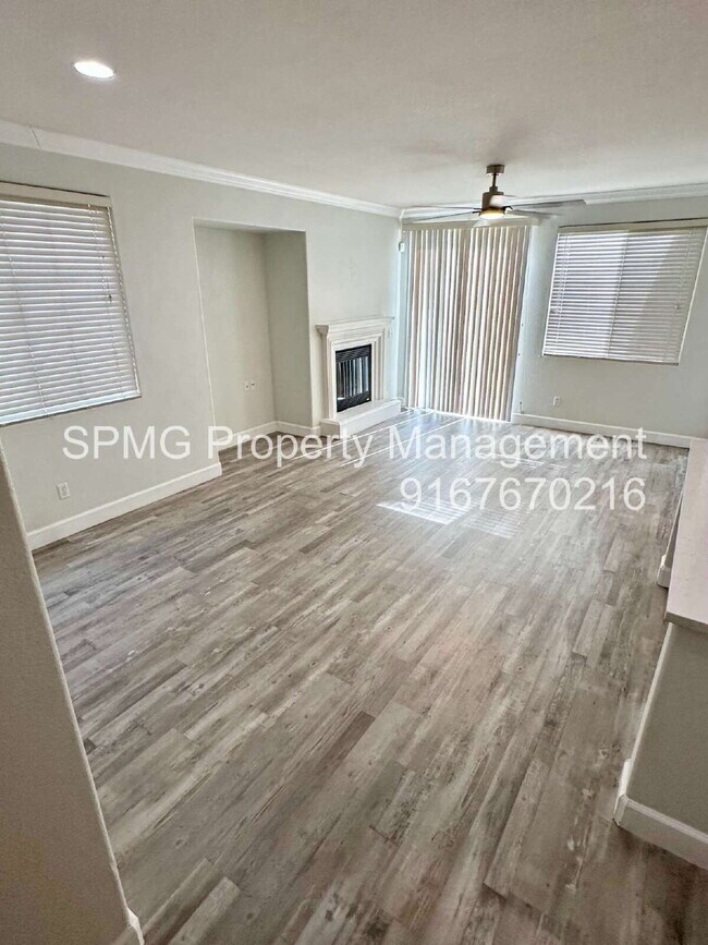 Building Photo - 5755 Bridgecross Dr