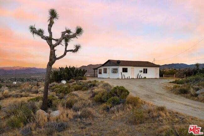 Building Photo - 6036 Chula Vista Ave
