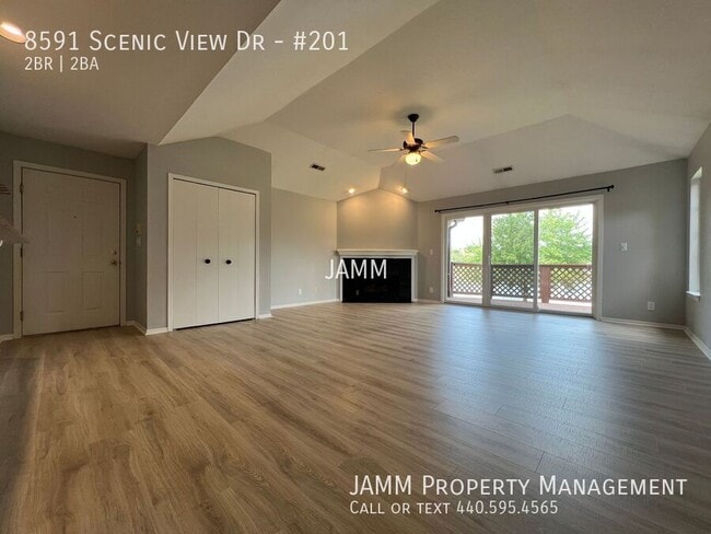 Building Photo - 8591 Scenicview Dr
