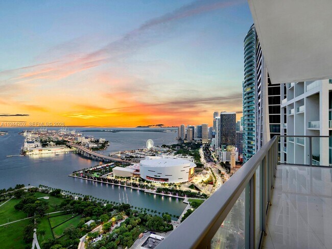 Building Photo - 1100 Biscayne Blvd