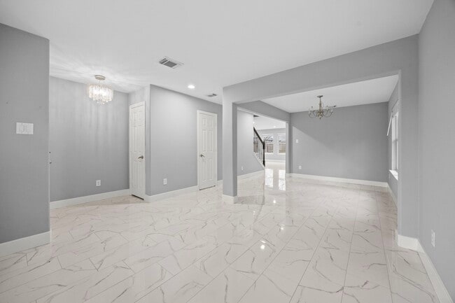 Building Photo - 4500 Upland Cir Dr