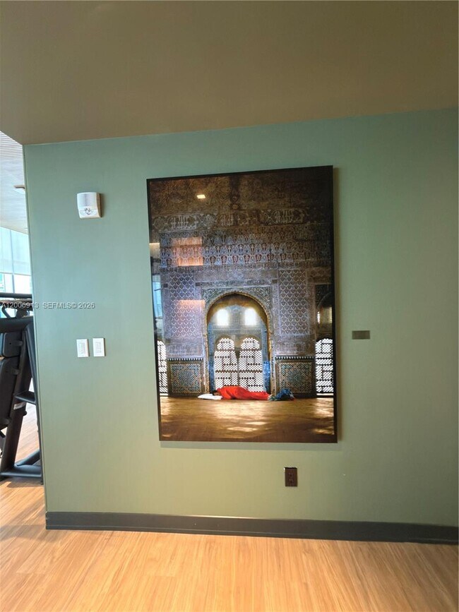 Building Photo - 77 SE 5th St