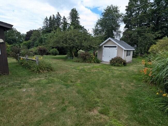 Building Photo - 29 Ridgecrest Rd