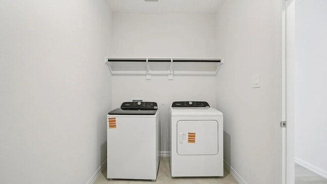 Building Photo - 710 Edgehurst Dr