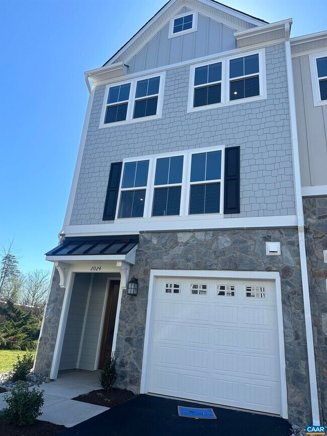 Building Photo - 2024 Calico Ct