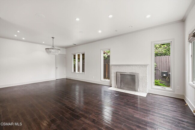Building Photo - 732 N Alta Vista Blvd