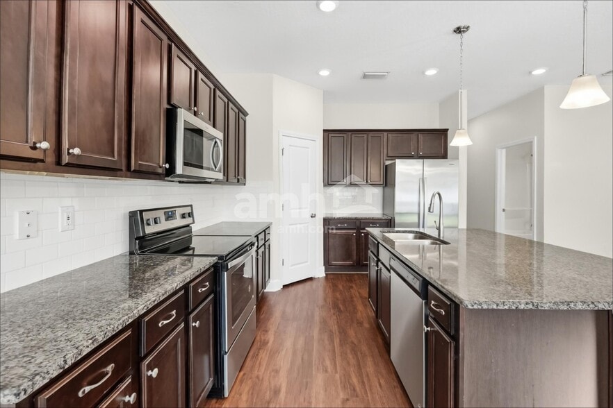 Building Photo - 4335 Reisswood Lp
