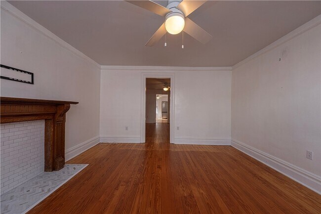 Building Photo - 274 38th St