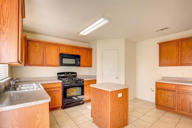 Building Photo - 1720 Desperado Rd