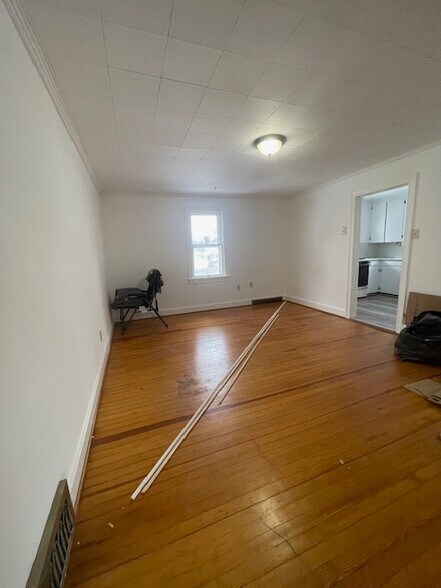 Building Photo - 1109 Virginia Ave