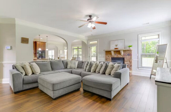 Building Photo - 135 Ravens Landing