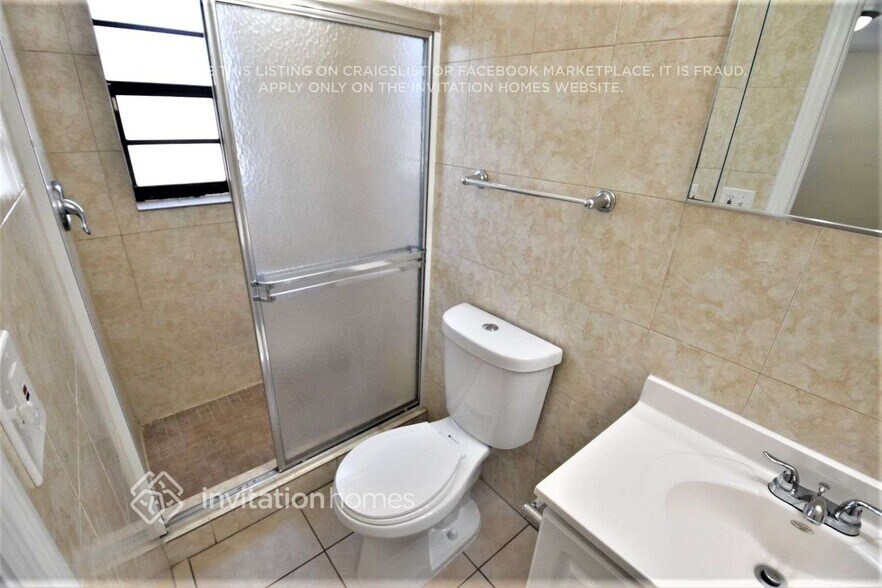 Building Photo - 4921 NW 170th St