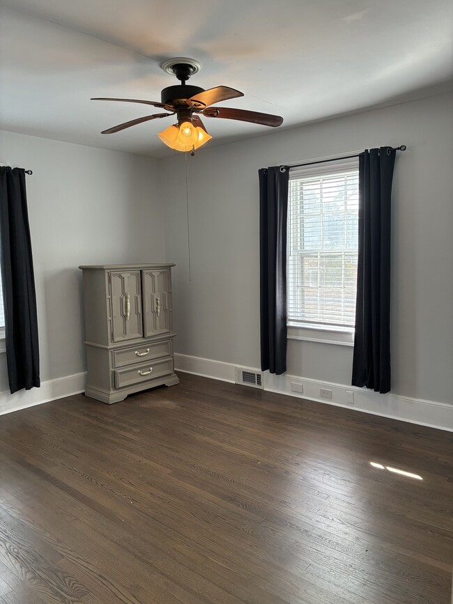 Building Photo - 3348 N Pitt St