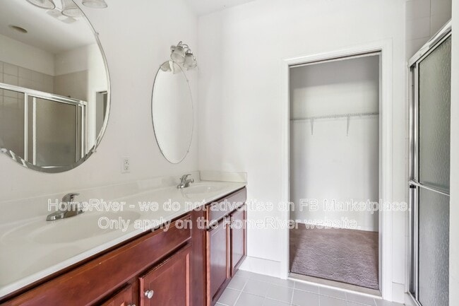 Building Photo - 504 Degas Ct