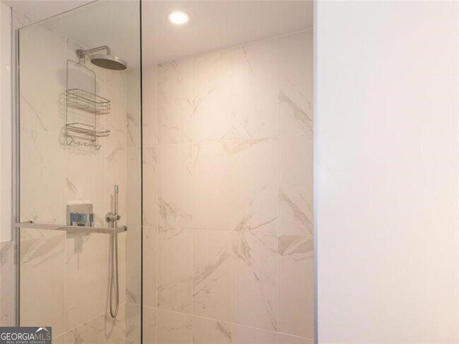 Building Photo - 199 14th St NE