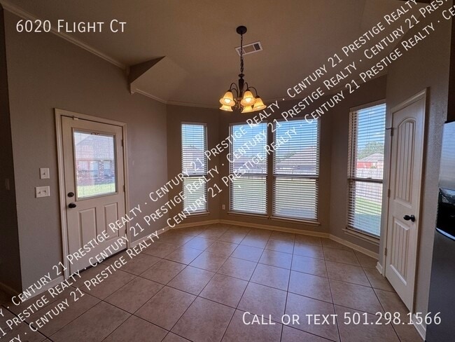 Building Photo - 6020 Flight Ct