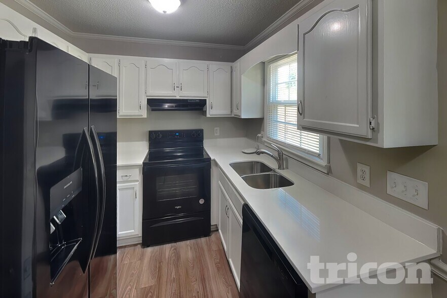 Building Photo - 10920 Faringford Ct
