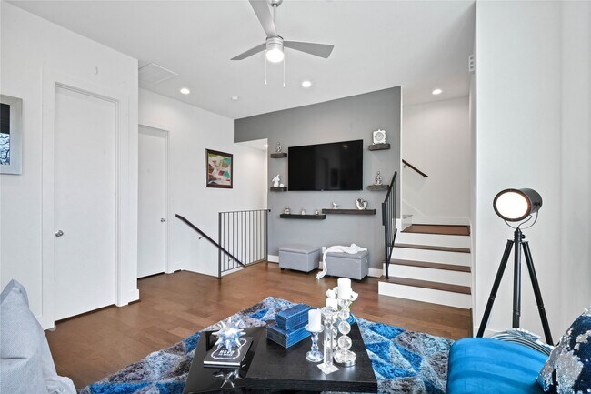 Building Photo - 2916 Cline St