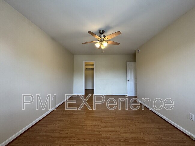 Building Photo - 3825 Hamilton St