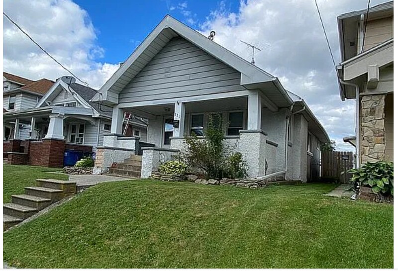 Building Photo - 223 Valleywood Dr