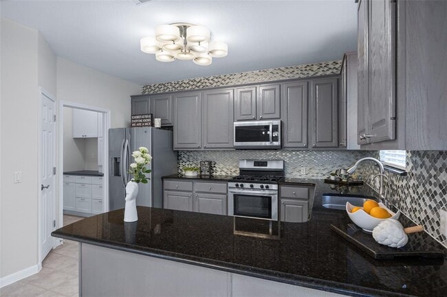 Building Photo - 4033 Canyon Glen Cir