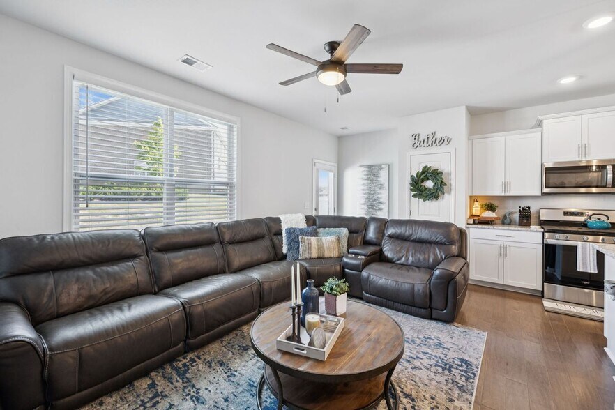 Building Photo - 4252 Grapevine Loop