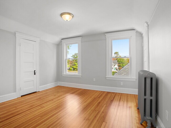 Building Photo - 29 Redfield Rd