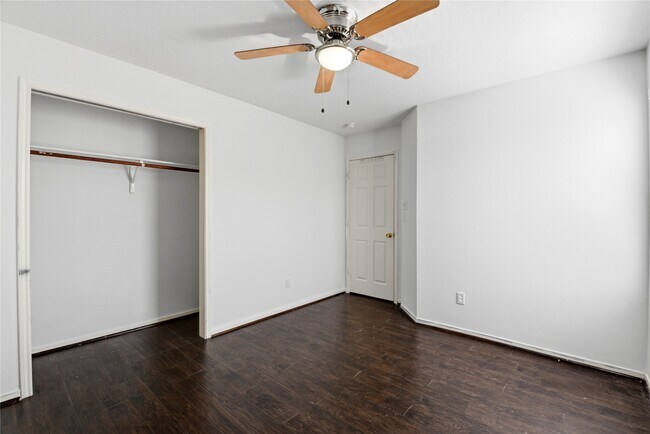Building Photo - 18427 Grove Brook Ln