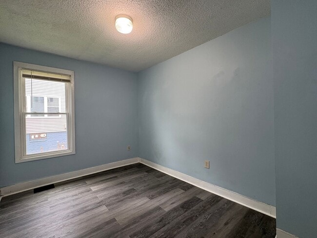 Building Photo - 172 Mt Pleasant St