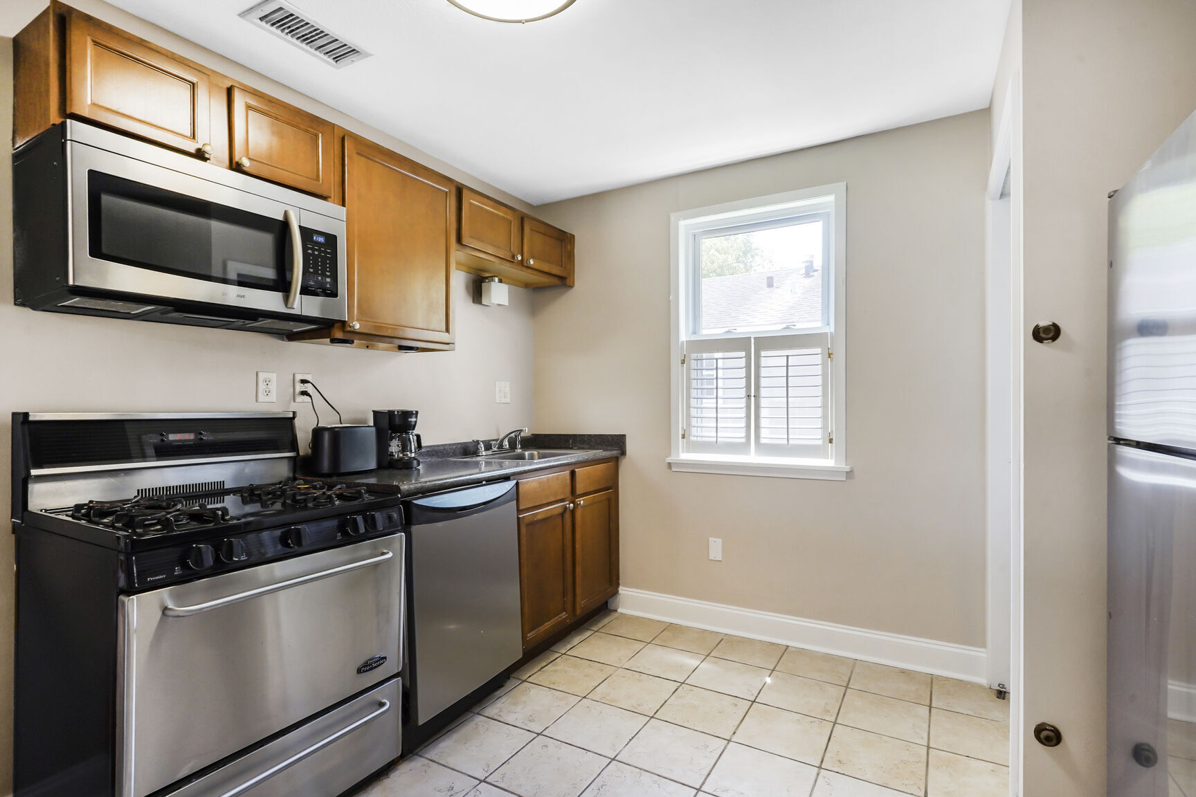 Building Photo - 5837 General Haig St