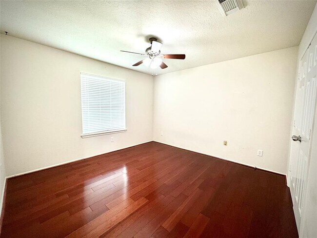 Building Photo - 10723 Ocelot Ln