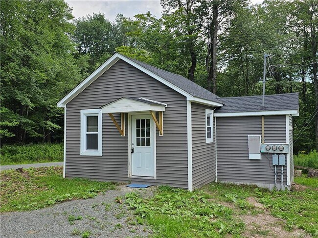 Primary Photo - 728 Church Rd