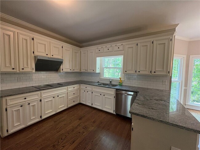 Building Photo - 10575 Aviary Dr