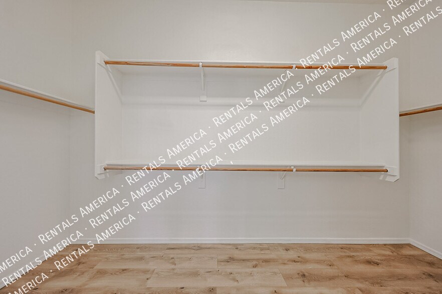 Building Photo - 7005 S 57th Ave