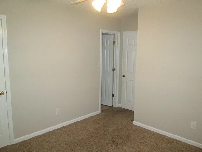 Building Photo - 4423 Misty Cove Ct