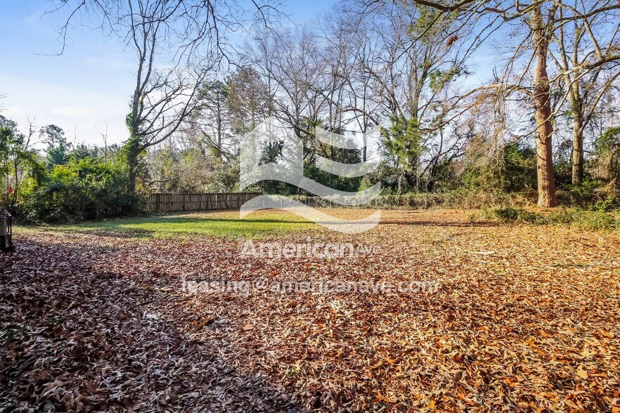 Building Photo - 5418 Glenn St