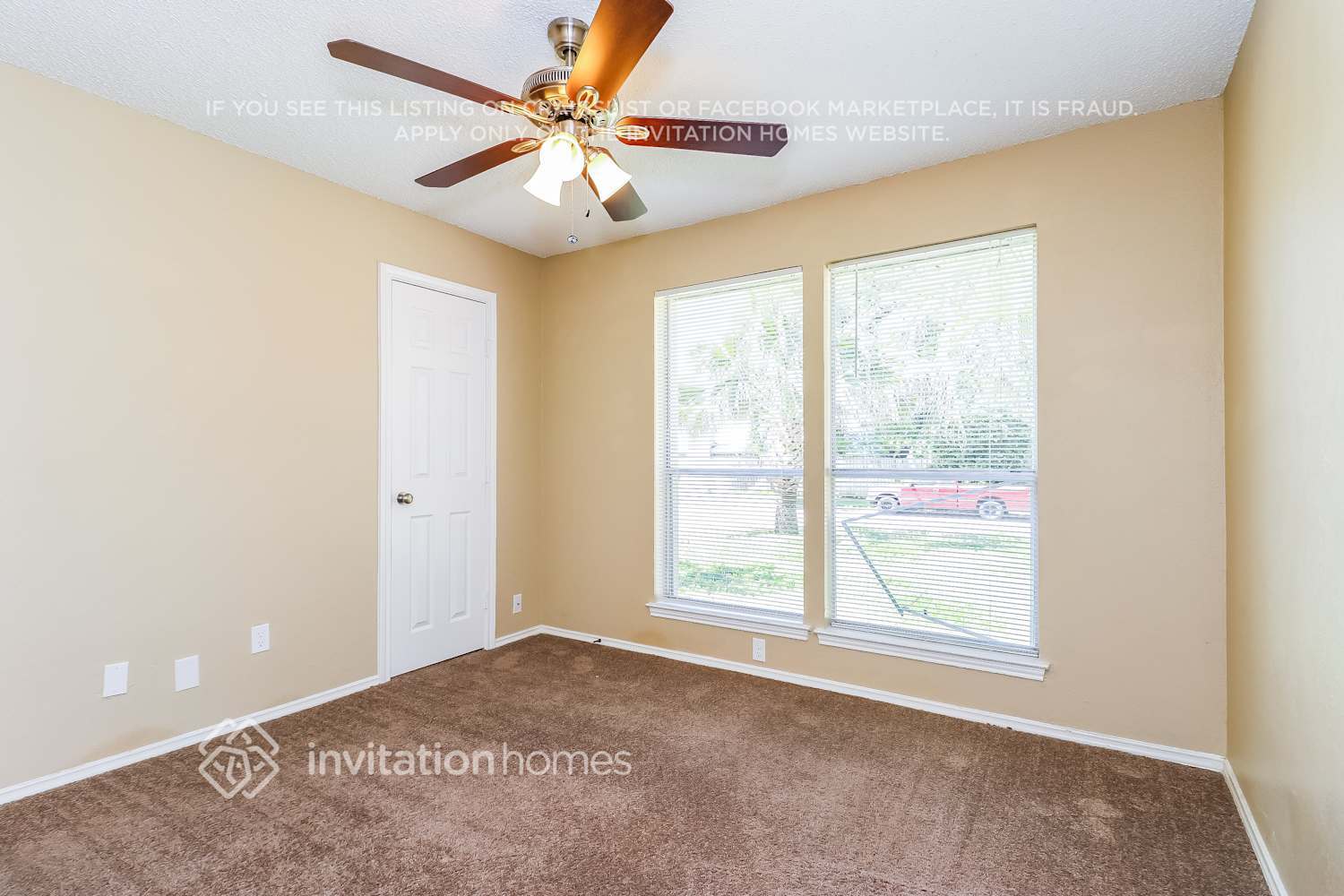 Building Photo - 4719 Crest Dr