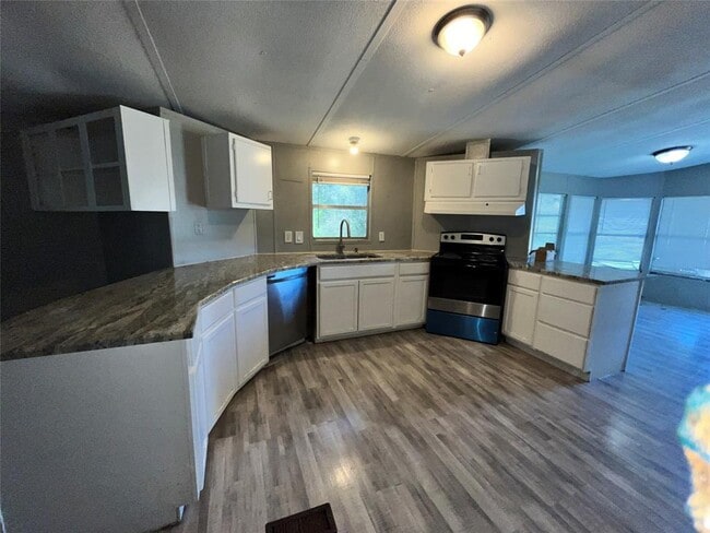 Building Photo - 13142 FM 1484 Rd