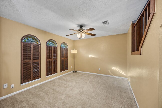 Building Photo - 21422 Park Willow Dr