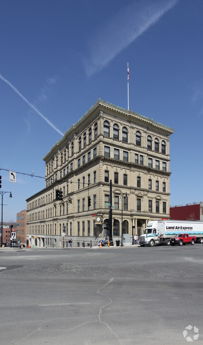 Building Photo - 7 West St