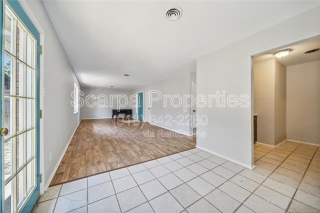 Building Photo - 5520 E 47th Pl