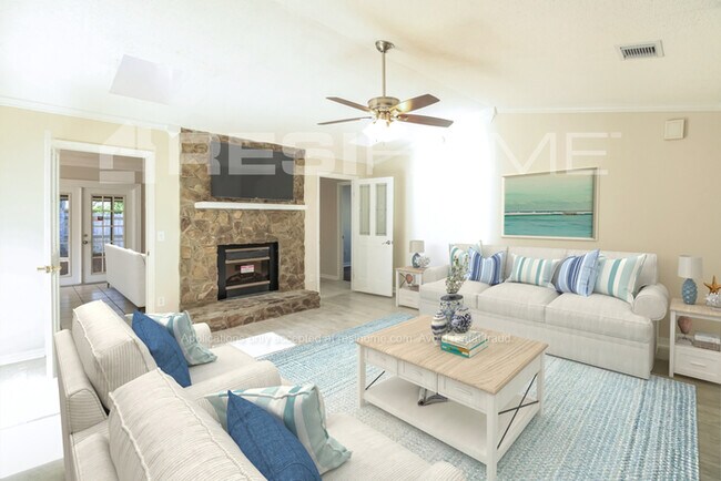 Building Photo - 3739 Mandarin Woods Dr N
