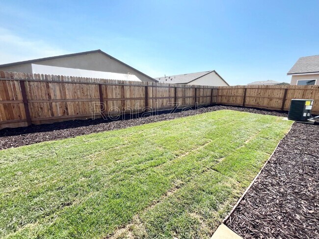 Building Photo - 4064 Cinnabar Ct
