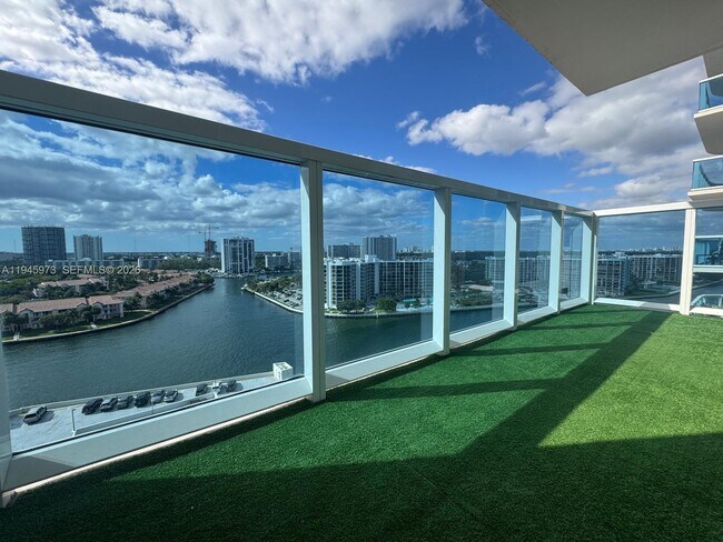 Building Photo - 3800 S Ocean Dr