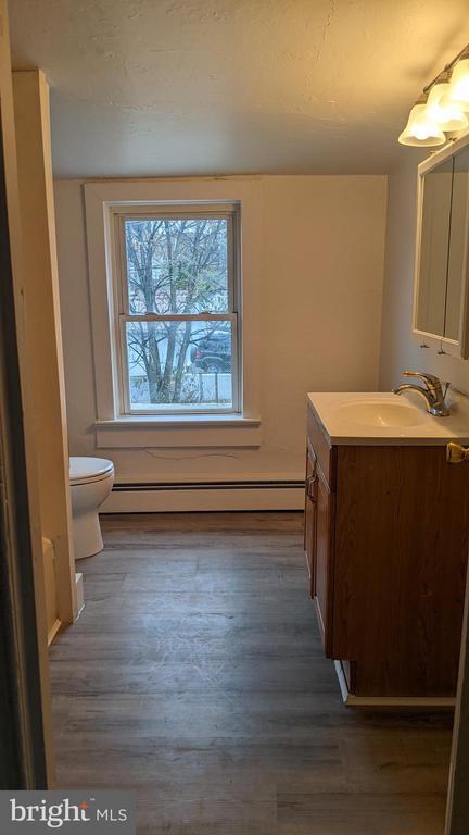 Building Photo - 18 Strode Ave